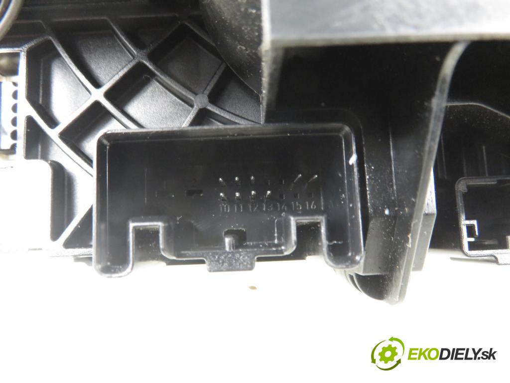 AUDI A5 (8T3) COUPE 2009 140,00 2.7 TDI - CGKA 2698,00 páčka/prepínač 8K0953502BC