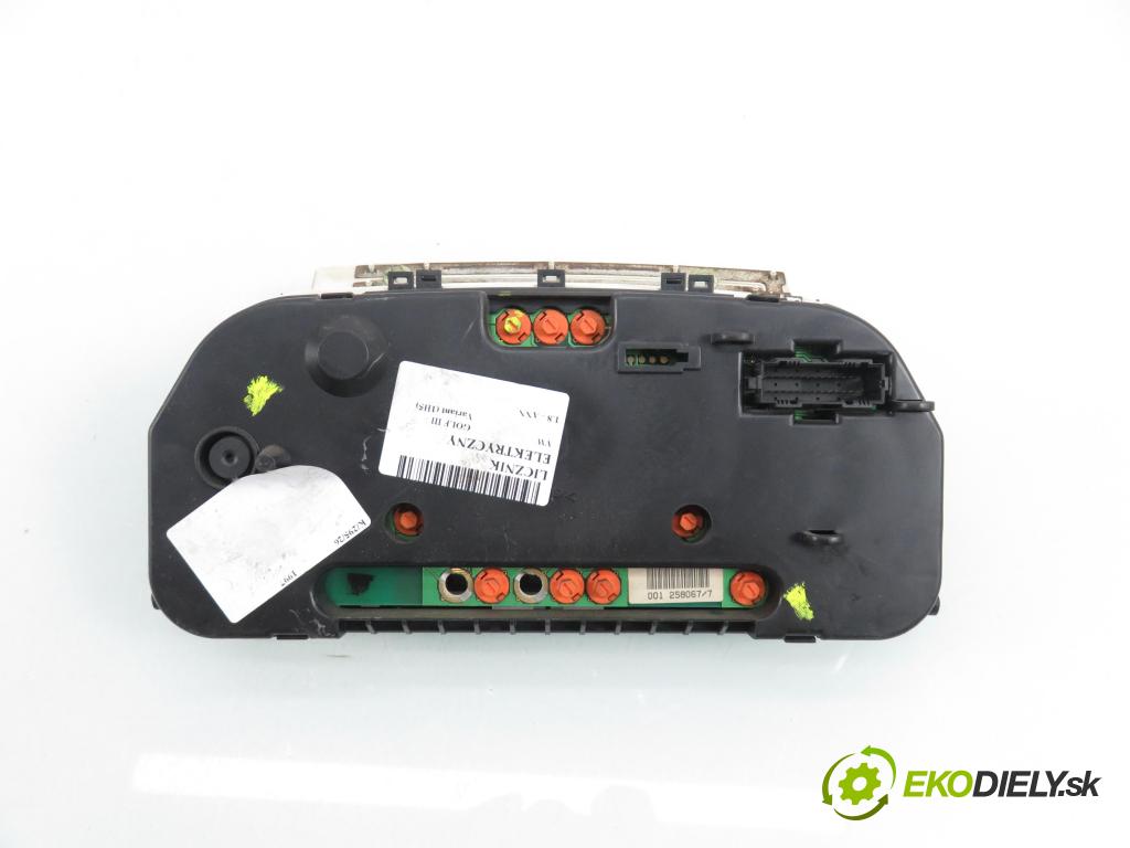 VW GOLF III Variant (1H5) KOMBI 1997 55,00 1.8 - ANN 1781,00 Prístrojovka elektrický 1H0919860C ; 354001002