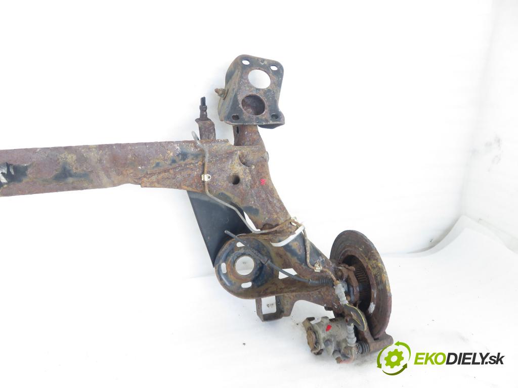 VW GOLF IV (1J1) HB 2000 74,00 1.6 - AKL 1595,00 výztuha zadní část ABS