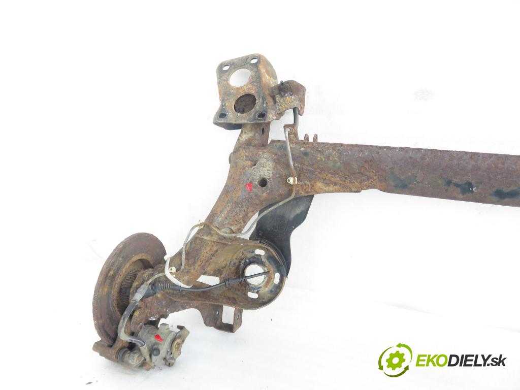 VW GOLF IV (1J1) HB 2000 74,00 1.6 - AKL 1595,00 výztuha zadní část ABS