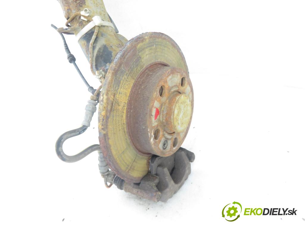 VW GOLF IV (1J1) HB 2000 74,00 1.6 - AKL 1595,00 výztuha zadní část ABS