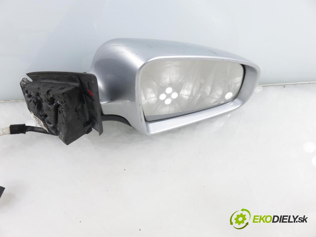 AUDI A3 (8P1) HB 2003 103,00 2.0 TDI PD 16V 140 1968,00 zpětné zrcátko 