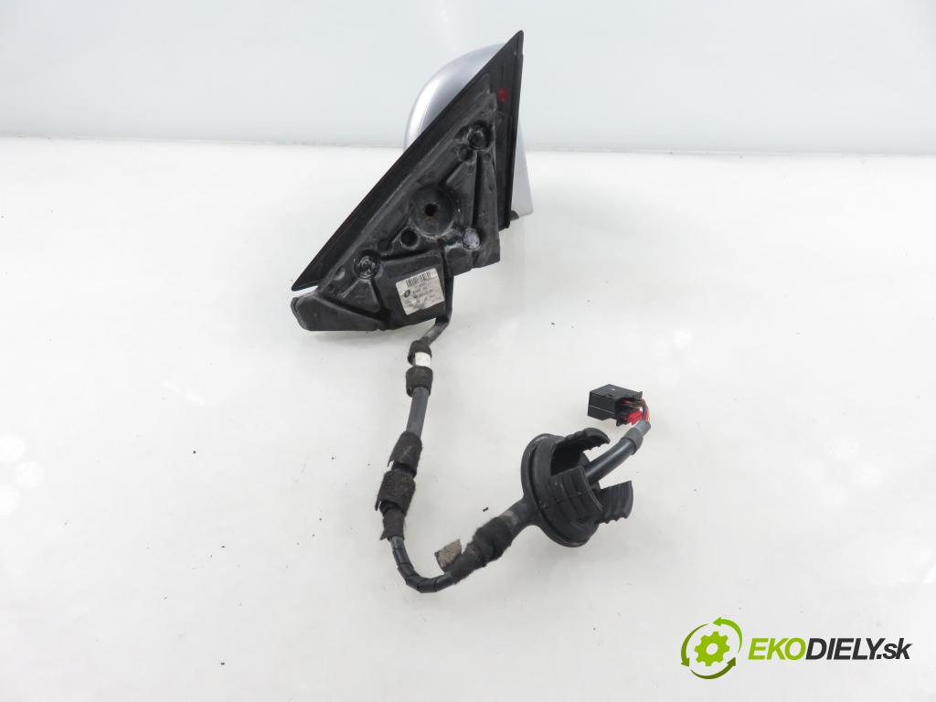 AUDI A3 (8P1) HB 2003 103,00 2.0 TDI PD 16V 140 1968,00 Spätné zrkadlo