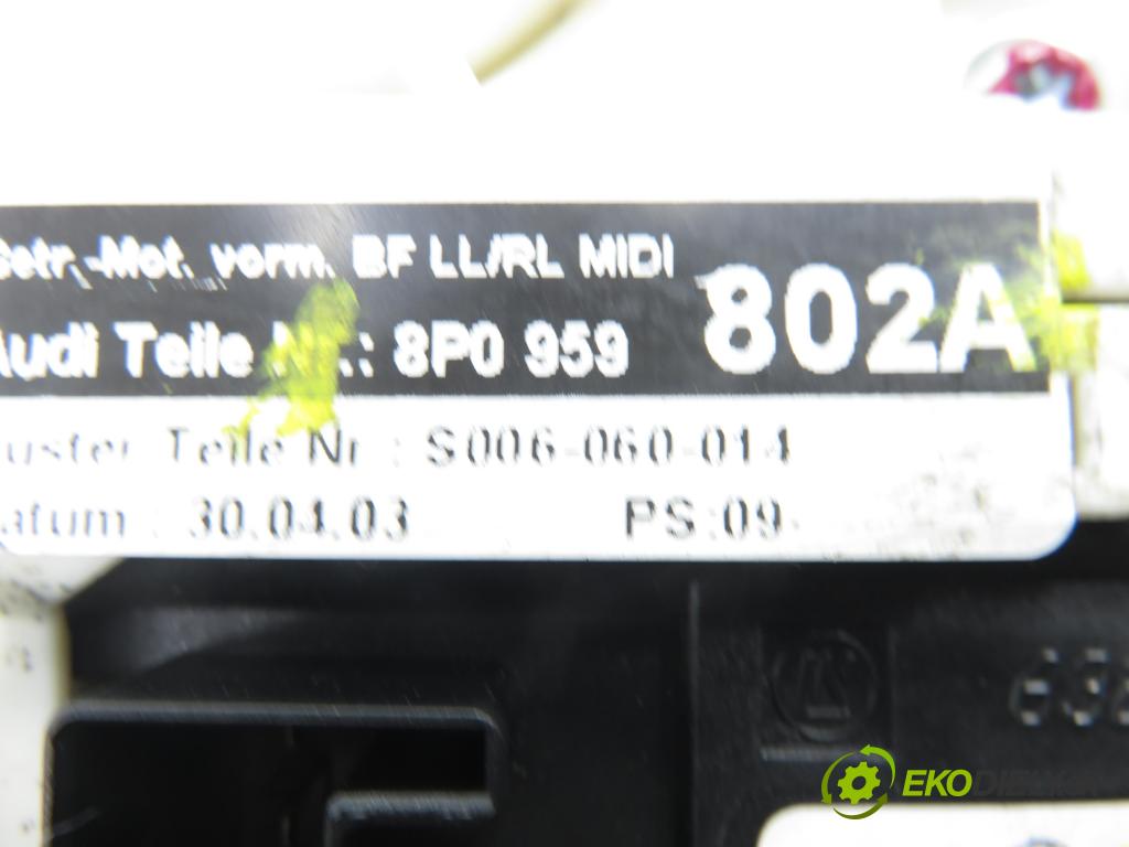 AUDI A3 (8P1) HB 2003 103,00 2.0 TDI PD 16V 140 1968,00 Mechanizmus okien 3D 8P0959802A