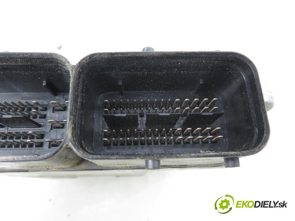 OPEL CORSA D (S07) HB 2010 70,00 1.3 CDTI - Z 13 DTE 1248,00 řídící jednotka motora 55580691 ; 0281017950