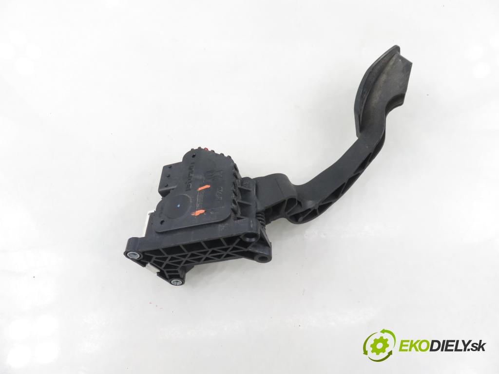 OPEL CORSA D (S07) HB 2010 70,00 1.3 CDTI - Z 13 DTE 1248,00 Potenciometer plynu 13305804 (Potenciometer plynového pedálu)