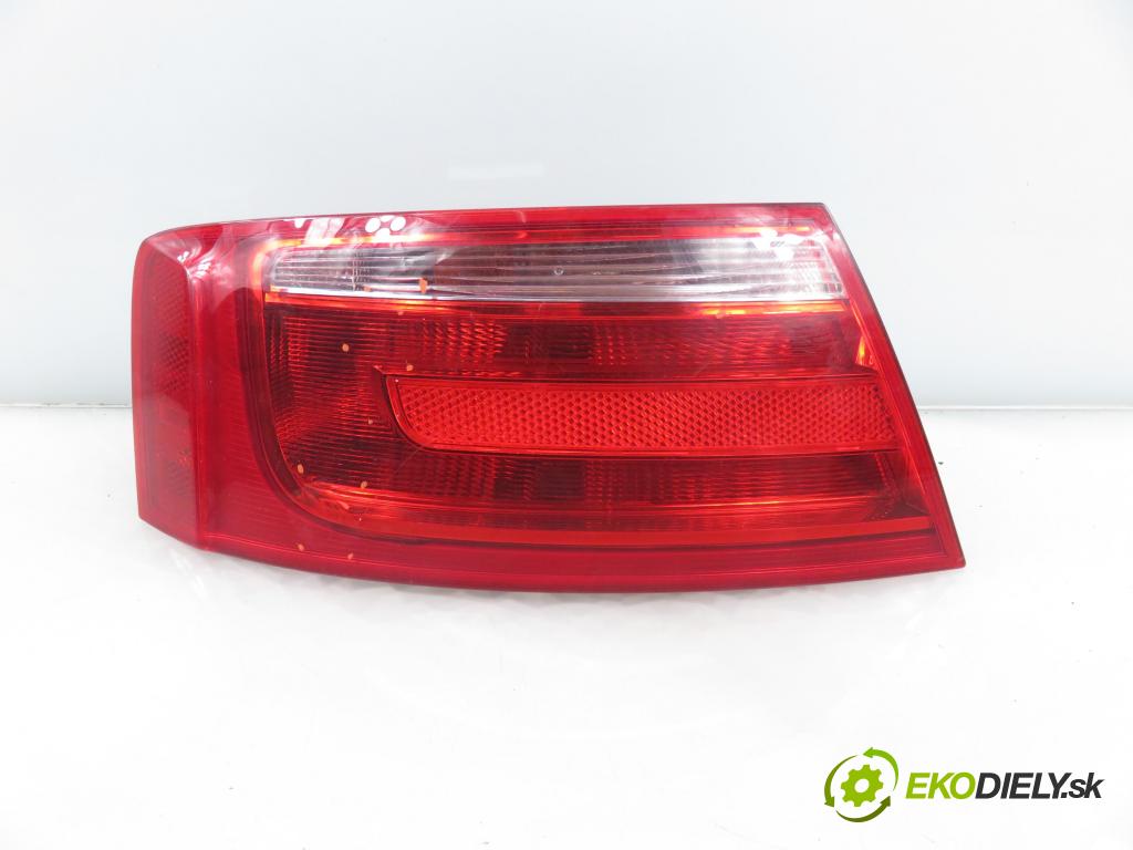 AUDI A5 (8T3) COUPE 2009 140,00 2.7 TDI - CGKA 2698,00 Svetlo ľavé zadné 8T0945095