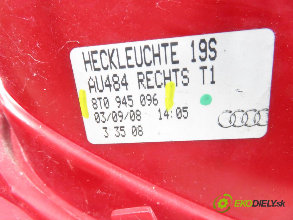AUDI A5 (8T3) COUPE 2009 140,00 2.7 TDI - CGKA 2698,00 světlo pravé zadní 8T0945096