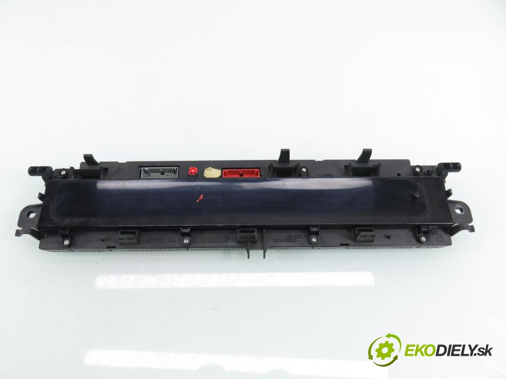 RENAULT GRAND SCENIC II (JM0/1_) MINIVAN 2006 0,00 1.9 dCi (JM15) - F9Q E 804 1870,00 Prístrojovka elektrický P8200461294H