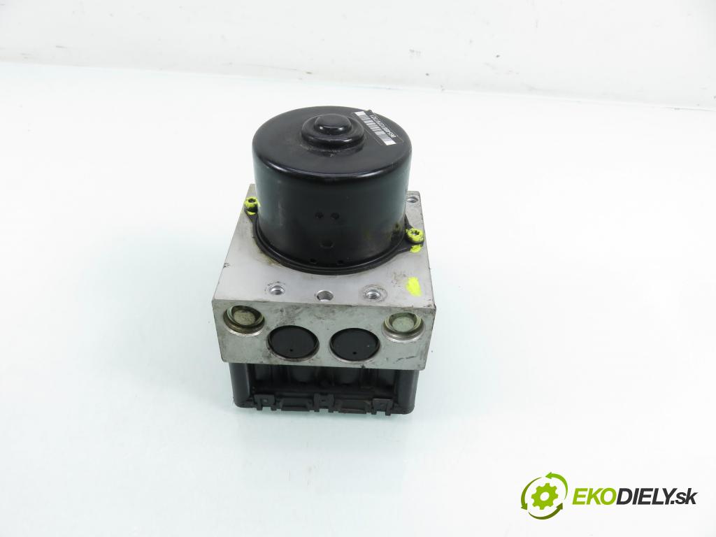 PEUGEOT 206 liftback (2A/C) HB 2003 55,00 1.4 i - KFW (TU3JP) 1360,00 pumpa ABS 9632539480 ; 10094811083 ; 10020806902 (Pumpa ABS)
