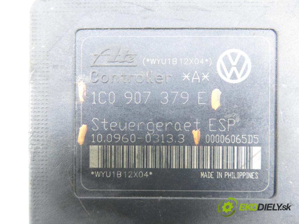 VW GOLF IV (1J1) HB 2001 66,00 1.9 TDI 90 - ALH 1896,00 pumpa ABS 1C0907379E ; 10096003133 ; 1J0614517E (Pumpa ABS)