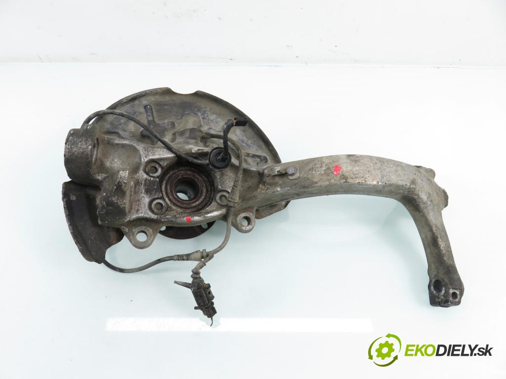 AUDI A4 (8E2, B6) SEDAN 2003 132,00 2.5 TDI V6 180 quattro - AKE 2496,00 náboj PP ABS