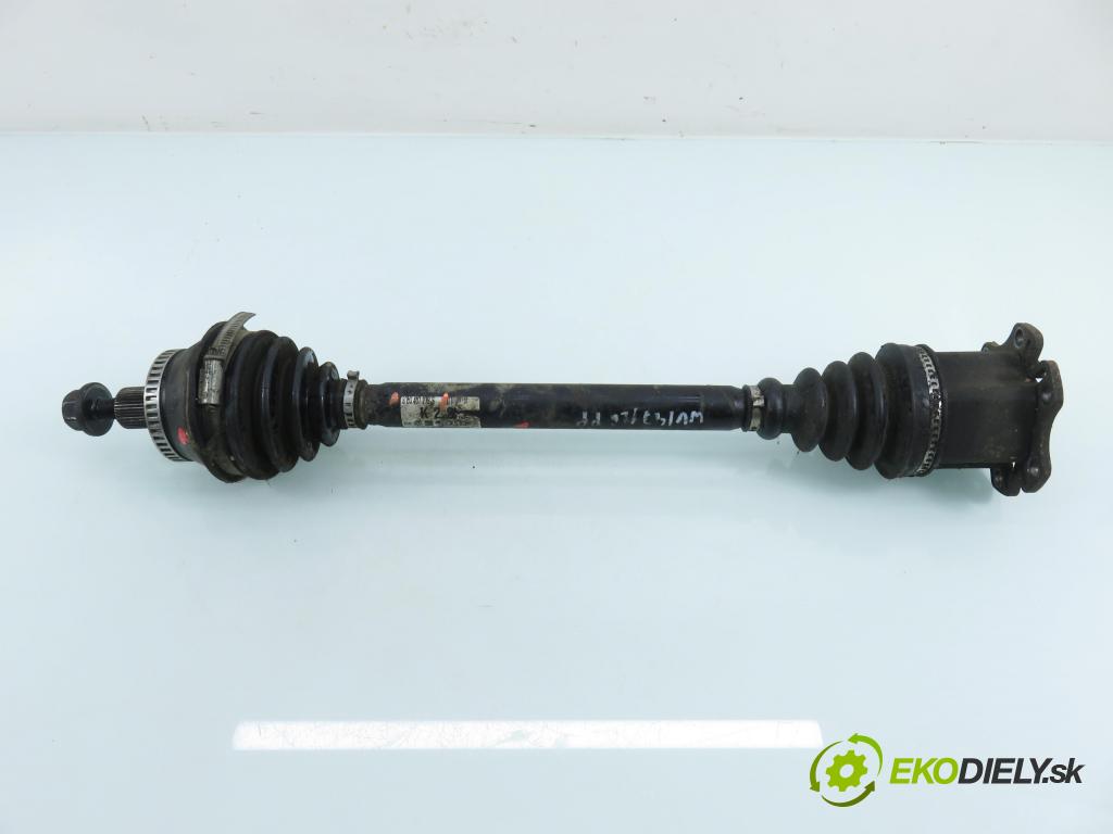 AUDI A4 (8E2, B6) SEDAN 2003 132,00 2.5 TDI V6 180 quattro - AKE 2496,00 poloos PP 8E0407272S