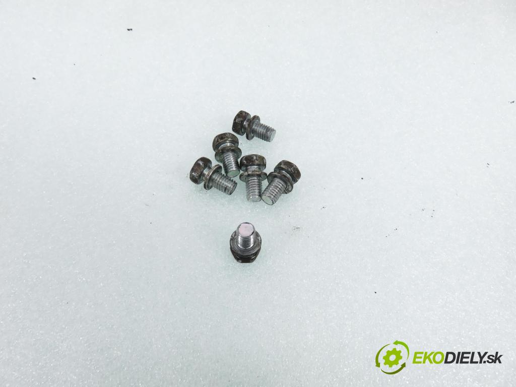 TOYOTA AURIS (_E15_) HB 2007 91,00 1.6 Dual-VVTi 124 - 1ZR-FE 1598,00 řemenice zotrvačník: