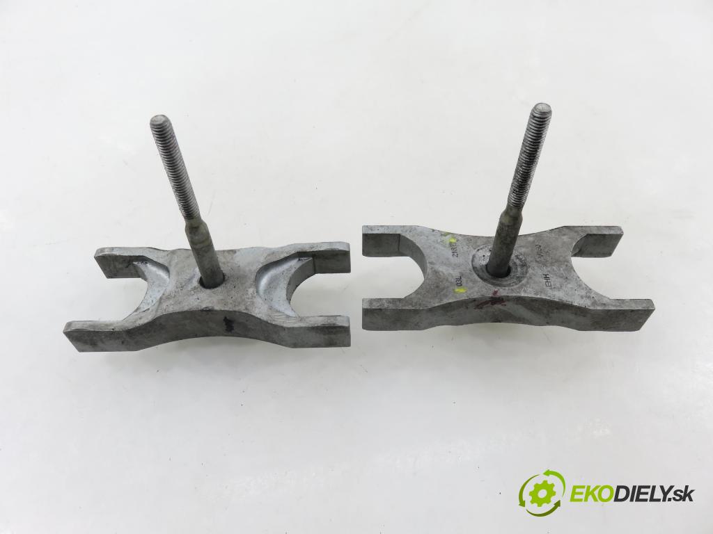 VW TIGUAN (5N_) SUV 2014 130,00 2.0 TDI 4motion - CFGC 1968,00 stojan VSTŘIKOVAČ: 03L216A