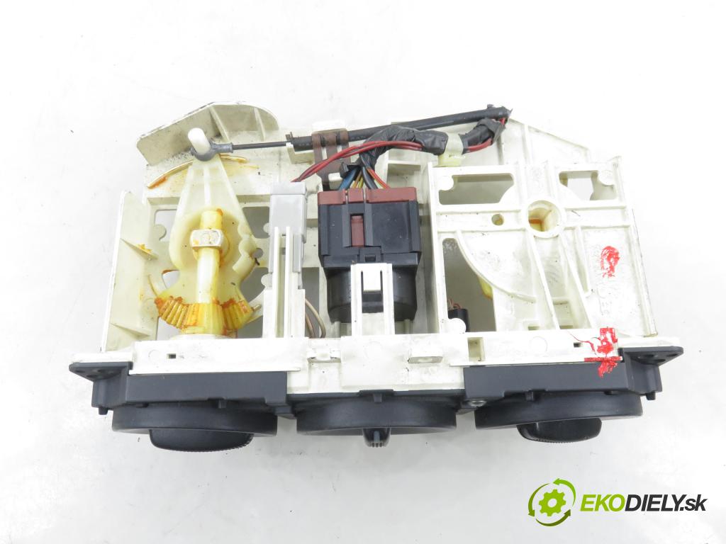 HONDA CIVIC VII Hatchback (EU, EP, EV) HB 2001 66,00 1.4 iS (EP1) 90 - D14Z6 1396,00 Panel topení KLIMATIZACE: 79500S6DG010M1