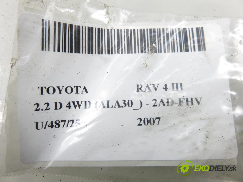TOYOTA RAV 4 III (_A3_) SUV 2007 130,00 2.2 D 4WD 177 - 2AD-FHV 2231,00 Brzdič strmeň pravé zadné