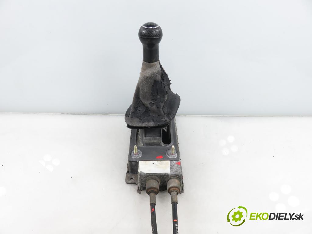 VW GOLF IV Variant (1J5) KOMBI 2002 74,00 1.9 TDI PD 101 - AXR 1896,00 ZVEDÁK: 1J0711266E