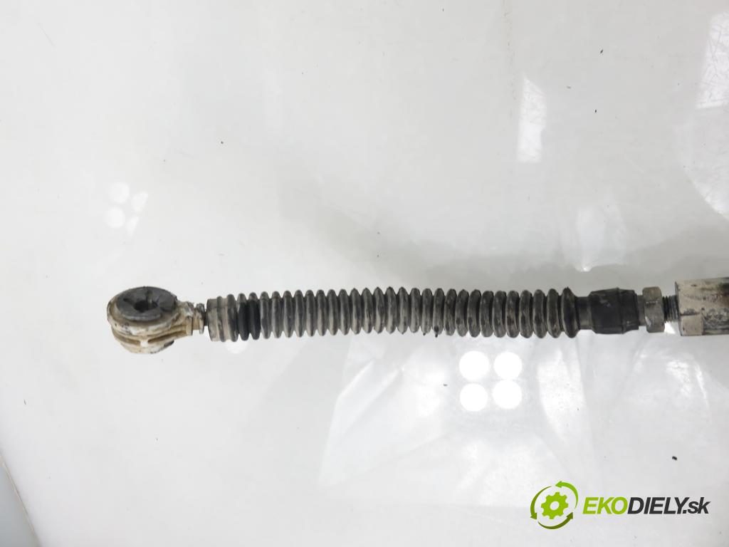 MERCEDES-BENZ VANEO (414) MINIVAN 2002 92,00 1.9 (414.700) - M 166.991 1898,00 ZVEDÁK: A1685400244