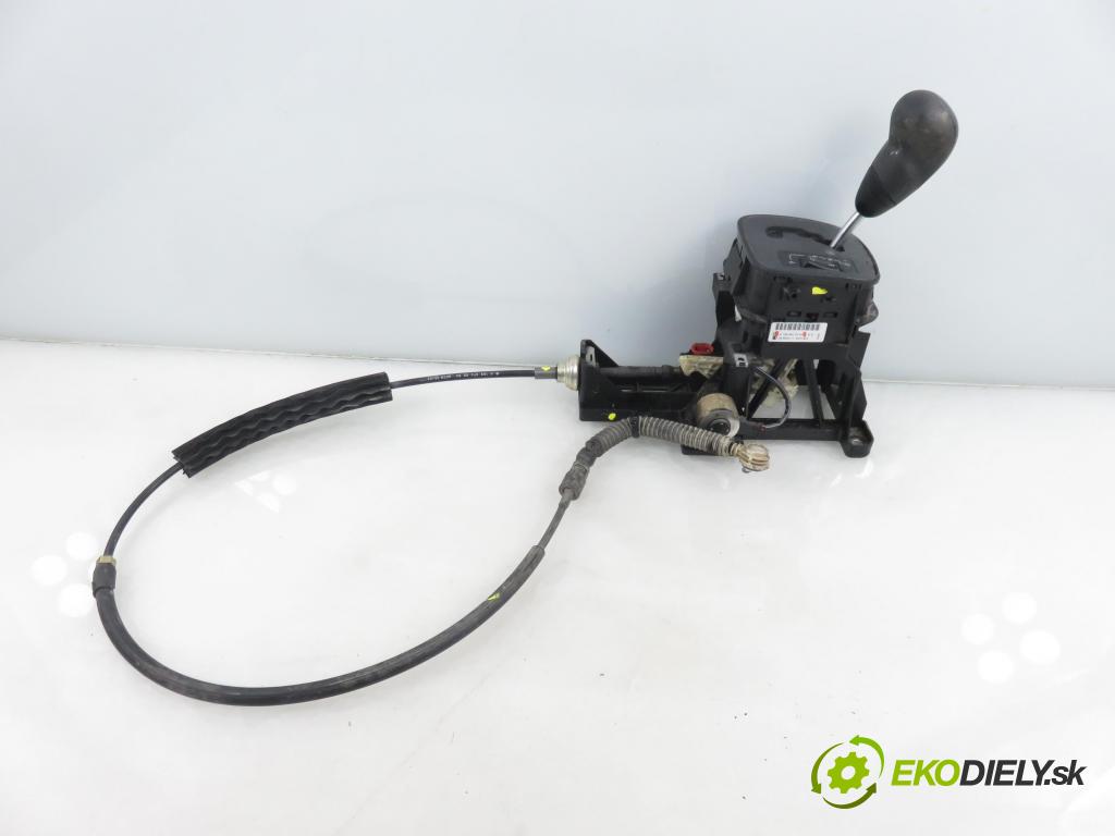 MERCEDES-BENZ VANEO (414) MINIVAN 2002 92,00 1.9 (414.700) - M 166.991 1898,00 ZVEDÁK: A1685400244