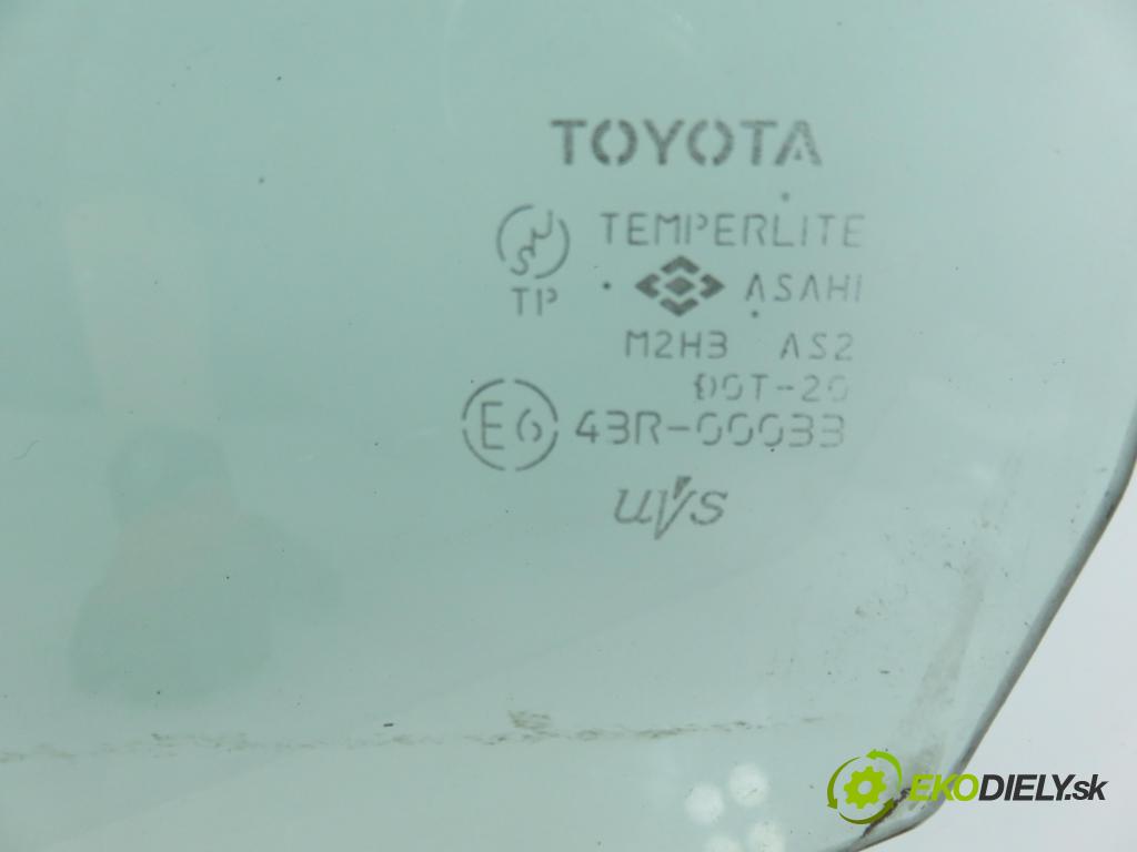 TOYOTA YARIS (_P9_) HB 2006 51,00 1.0 VVT-i (KSP90_) - 1KR-FE 998,00 Okno PP 3D