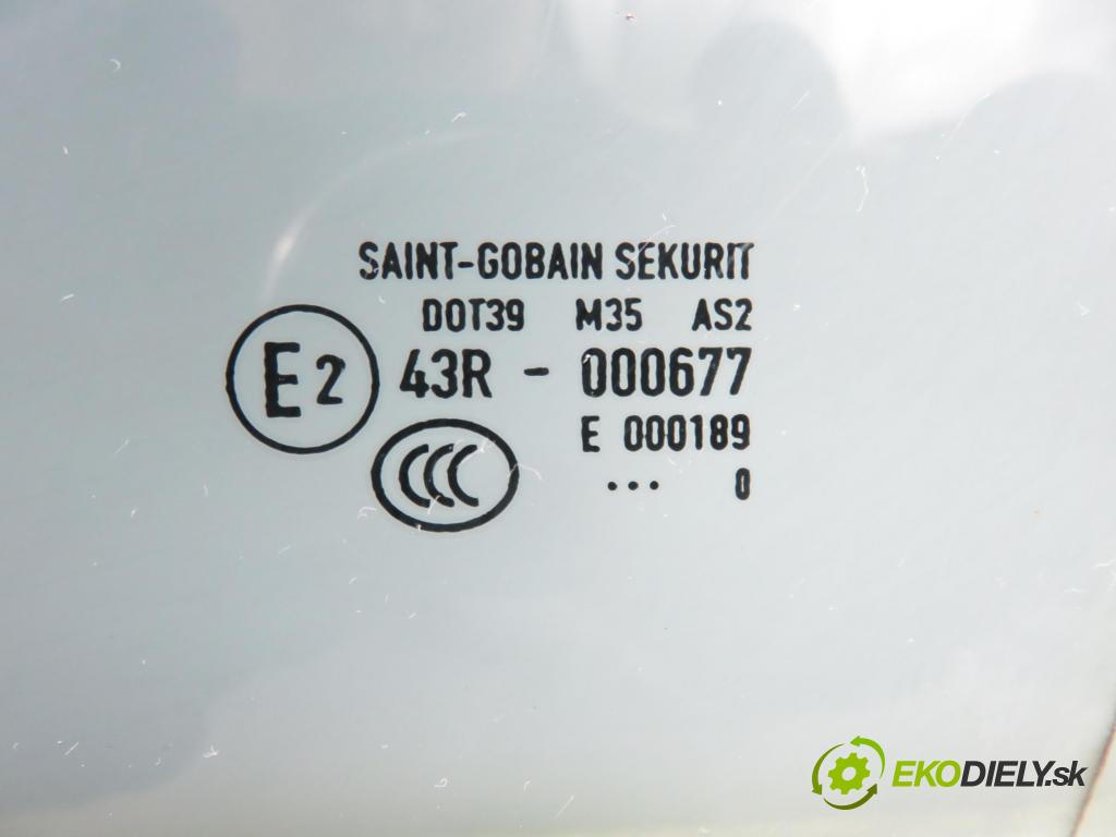 PORSCHE CAYENNE II (92A) SUV 2010 176,00 3.0 Diesel - M 05.9E 2967,00 okno LP