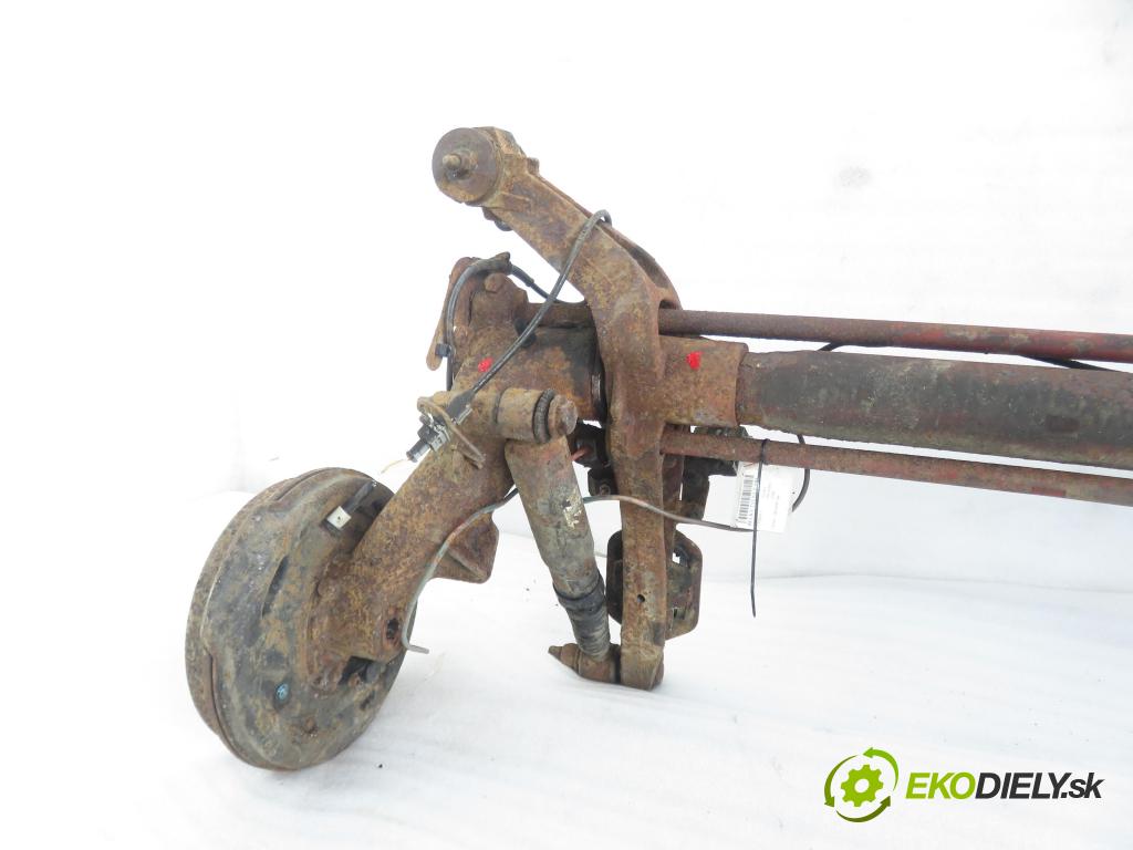 CITROEN XSARA PICASSO (N68) MINIVAN 2000 85,00 1.8 16V - 6FZ (EW7J4) 1749,00 výztuha zadní část ABS