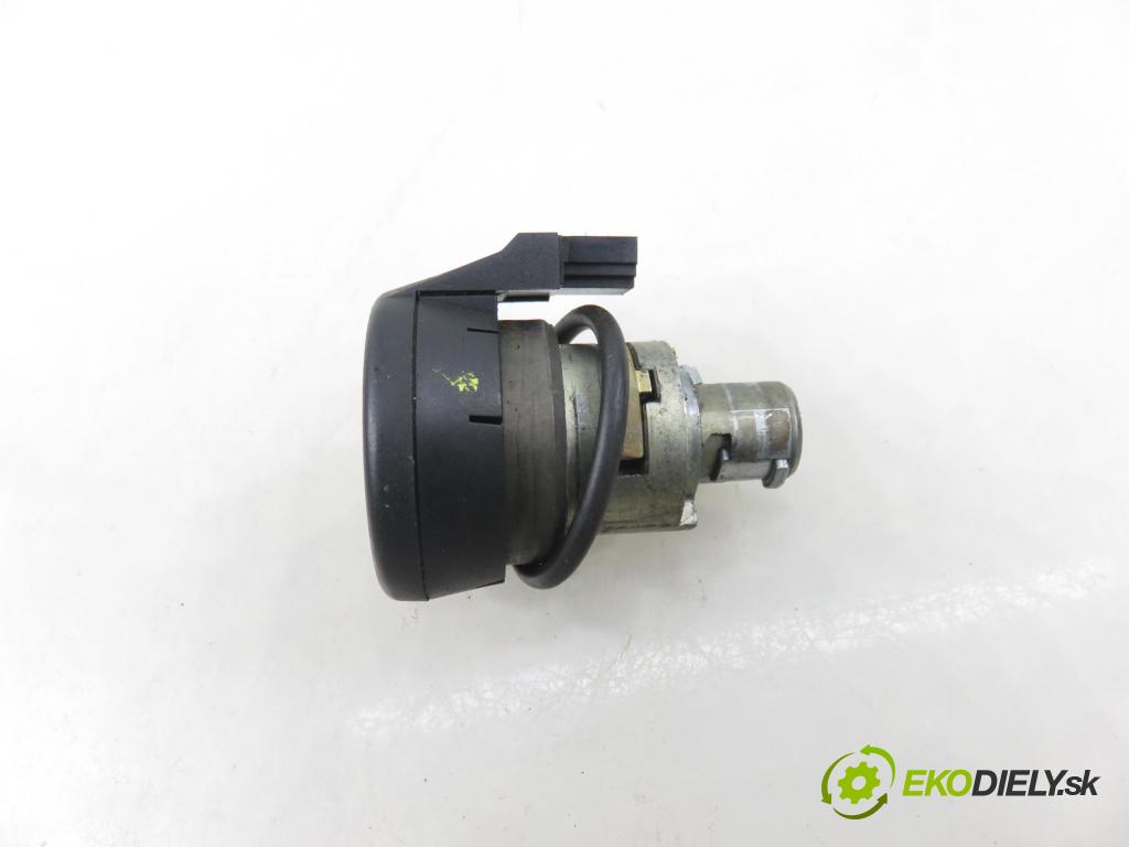 BMW 5 (E39) SEDAN 1997 110,00 520 i 150 - M52 B20 (206S3) 1991,00 zámok spínacej skrinky 8363099