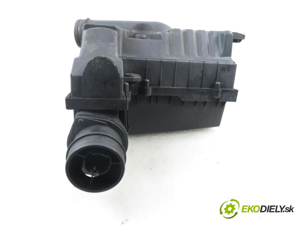 AUDI A3 (8P1) HB 2003 103,00 2.0 TDI PD 16V 140 1968,00 obal filtra vzduchu 1K0129607M ; 1K0129601AA ; 1K0129620D (Kryt vzduchového filtru)