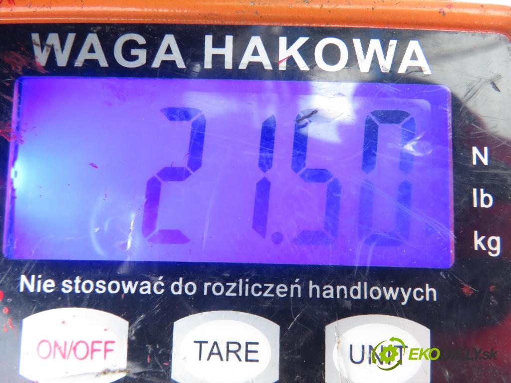 OPEL VECTRA C (Z02) KOMBI 2004 110,00 1.9 CDTI - Z 19 DTH 1910,00 PŘEDNÍ: