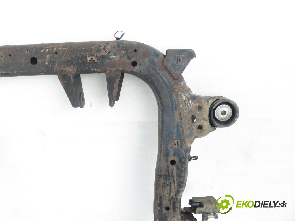 OPEL VECTRA C (Z02) KOMBI 2004 110,00 1.9 CDTI - Z 19 DTH 1910,00 PŘEDNÍ: