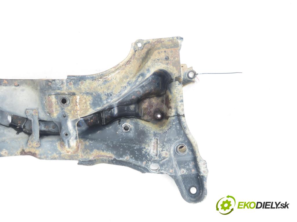 TOYOTA YARIS (_P9_) HB 2006 51,00 1.0 VVT-i (KSP90_) - 1KR-FE 998,00 PŘEDNÍ: