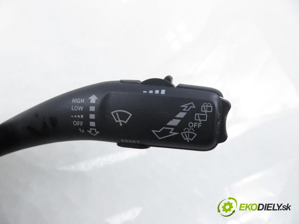 AUDI A4 Avant (8K5, B8) KOMBI 2008 100,00 2.0 TDI - CAGB 1968,00 páčka/prepínač 8K0953502BK ; 8K0953568F