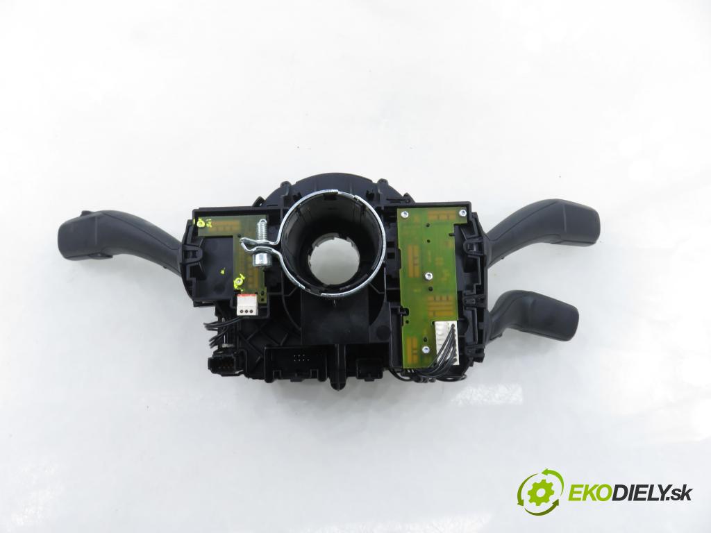 AUDI A4 Avant (8K5, B8) KOMBI 2008 100,00 2.0 TDI - CAGB 1968,00 páčka/prepínač 8K0953502BK ; 8K0953568F