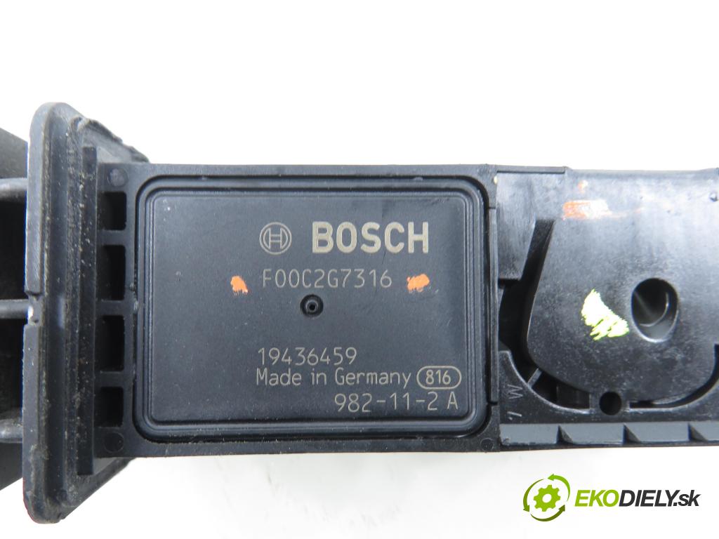 AUDI A4 Avant (8K5, B8) KOMBI 2008 100,00 2.0 TDI - CAGB 1968,00 váha vzduchu vzduchu F00C2G7316