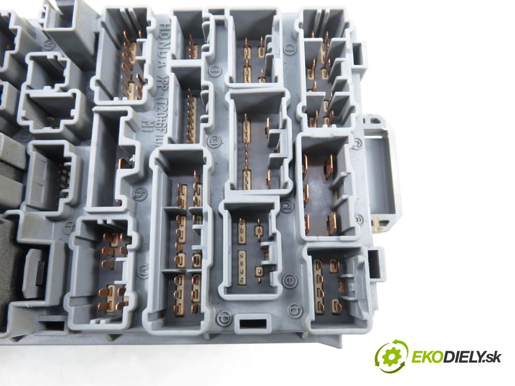 HONDA CIVIC VII Hatchback (EU, EP, EV) HB 2001 66,00 1.4 iS (EP1) 90 - D14Z6 1396,00 MODUL BSI 3820AS6AG101