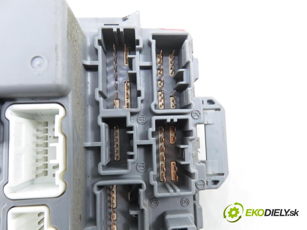 HONDA CIVIC VII Hatchback (EU, EP, EV) HB 2001 66,00 1.4 iS (EP1) 90 - D14Z6 1396,00 MODUL BSI 3820AS6AG101