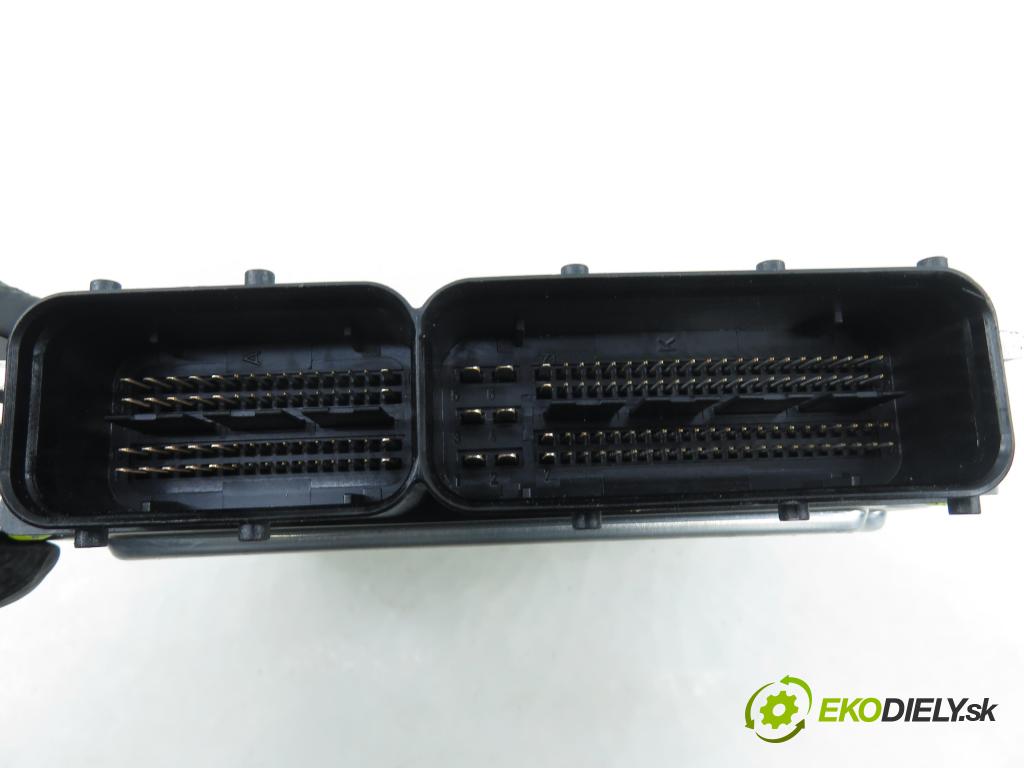 AUDI A4 Avant (8K5, B8) KOMBI 2008 100,00 2.0 TDI - CAGB 1968,00 řídící jednotka motora 03L906022ML ; 03L906022B ; 0281015586