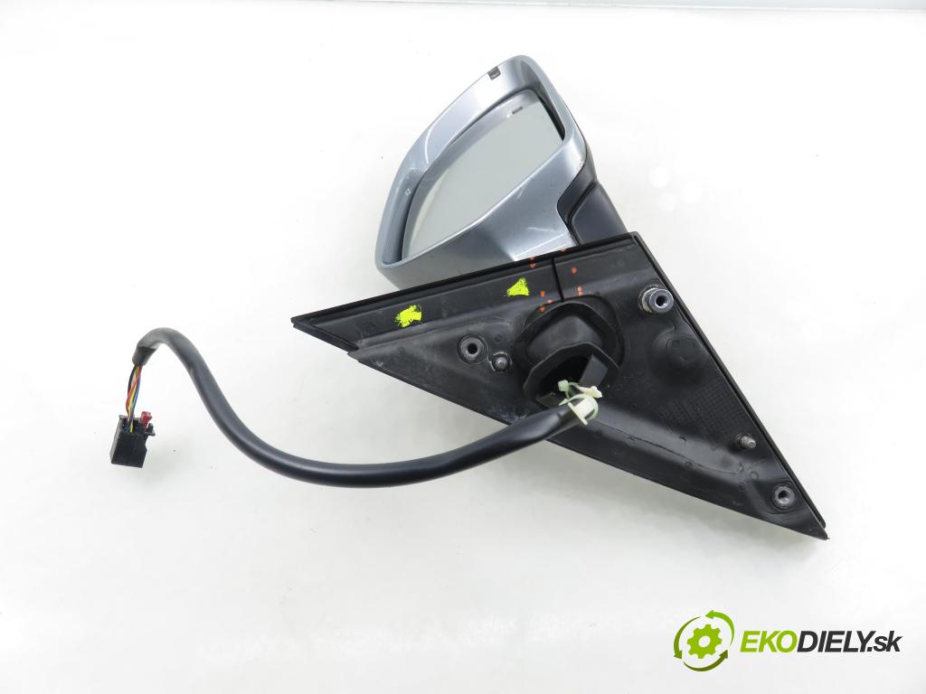 AUDI A4 Avant (8K5, B8) KOMBI 2008 100,00 2.0 TDI - CAGB 1968,00 zpětné zrcátko