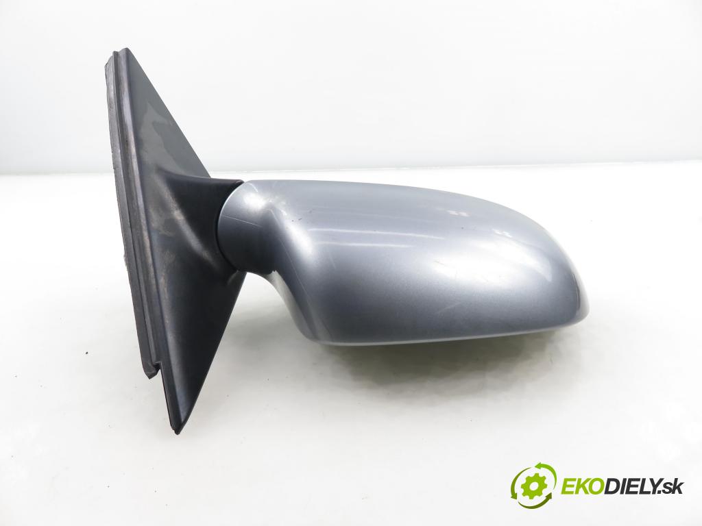 AUDI A4 Avant (8K5, B8) KOMBI 2008 100,00 2.0 TDI - CAGB 1968,00 zpětné zrcátko