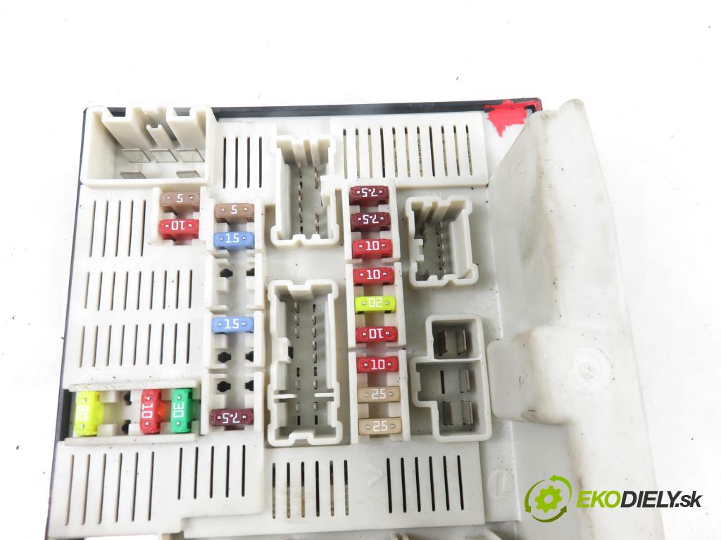 RENAULT GRAND SCENIC II (JM0/1_) MINIVAN 2006 0,00 1.9 dCi (JM15) - F9Q E 804 1870,00 MODUL BSM 8200481866F