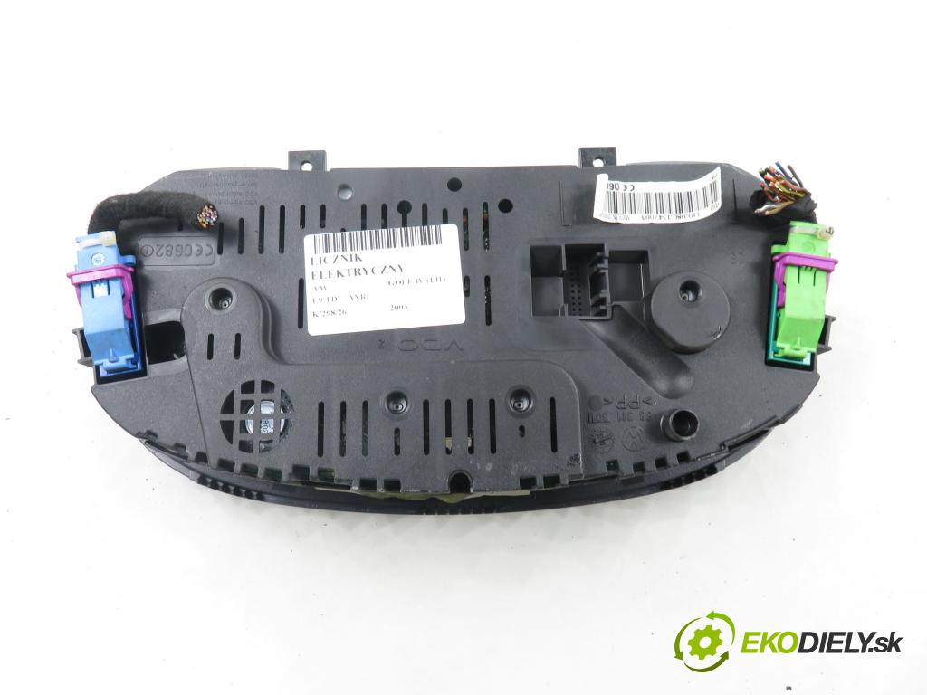 VW GOLF IV (1J1) HB 2003 74,00 1.9 TDI PD 101 - AXR 1896,00 Prístrojovka elektrický 1J5920826C