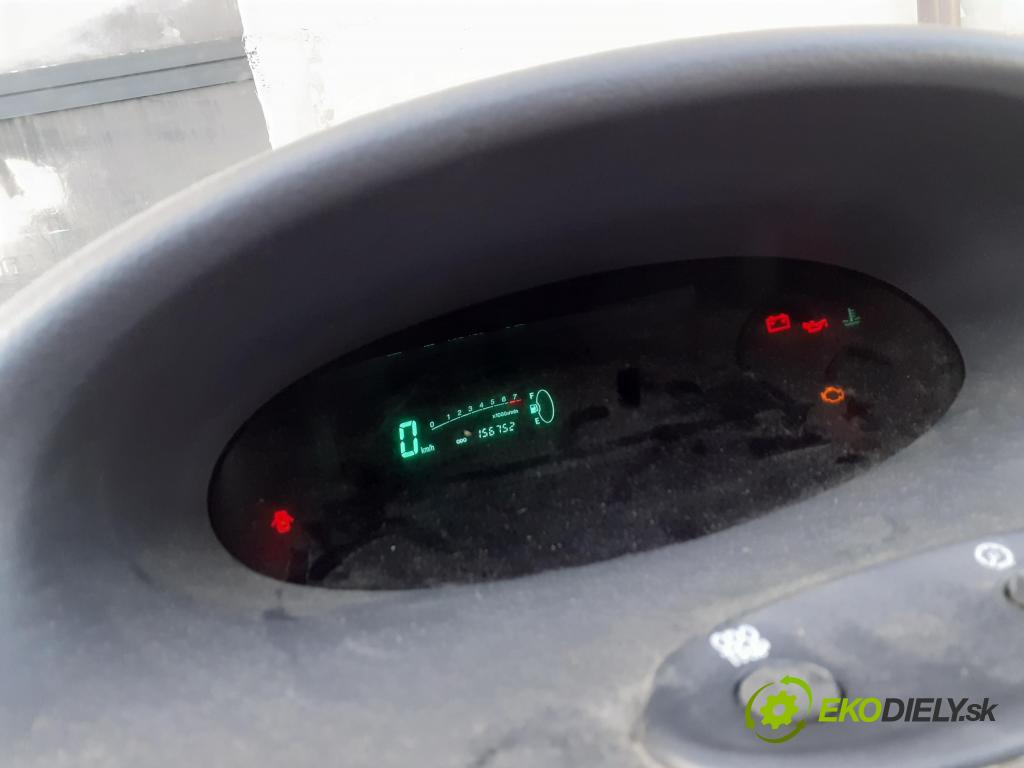 TOYOTA YARIS (_P1_) HB 2001 50,00 1.0 VVT- i 68 - 1SZ-FE 998,00 Prístrojovka elektrický 8380052610 ; 4573000890