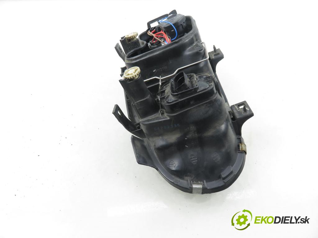 VW GOLF IV (1J1) HB 2003 74,00 1.9 TDI - AXR 1896,00 Svetlo PP