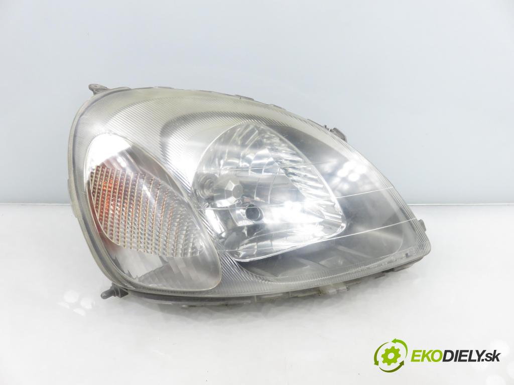 TOYOTA YARIS (_P1_) HB 2001 50,00 1.0 VVT- i 68 - 1SZ-FE 998,00 Svetlo PP 