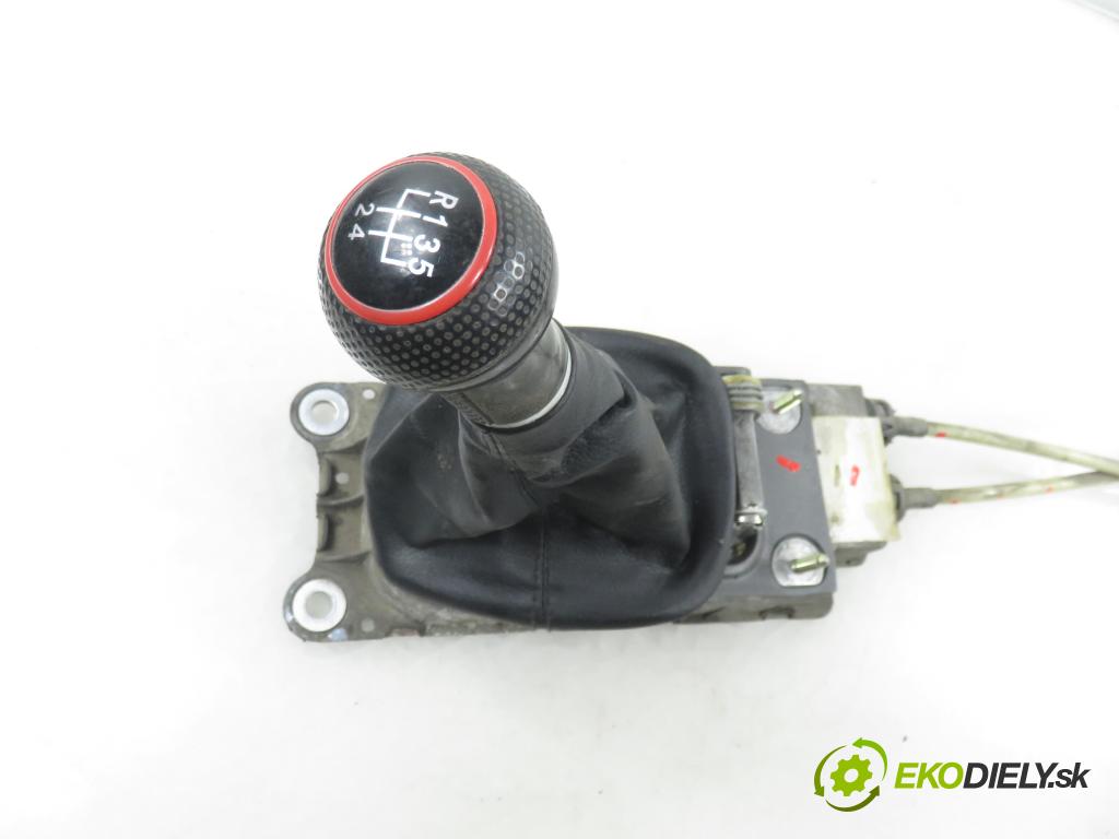 VW GOLF IV (1J1) HB 2003 74,00 1.9 TDI PD 101 - AXR 1896,00 ZVEDÁK: 1J0711265K