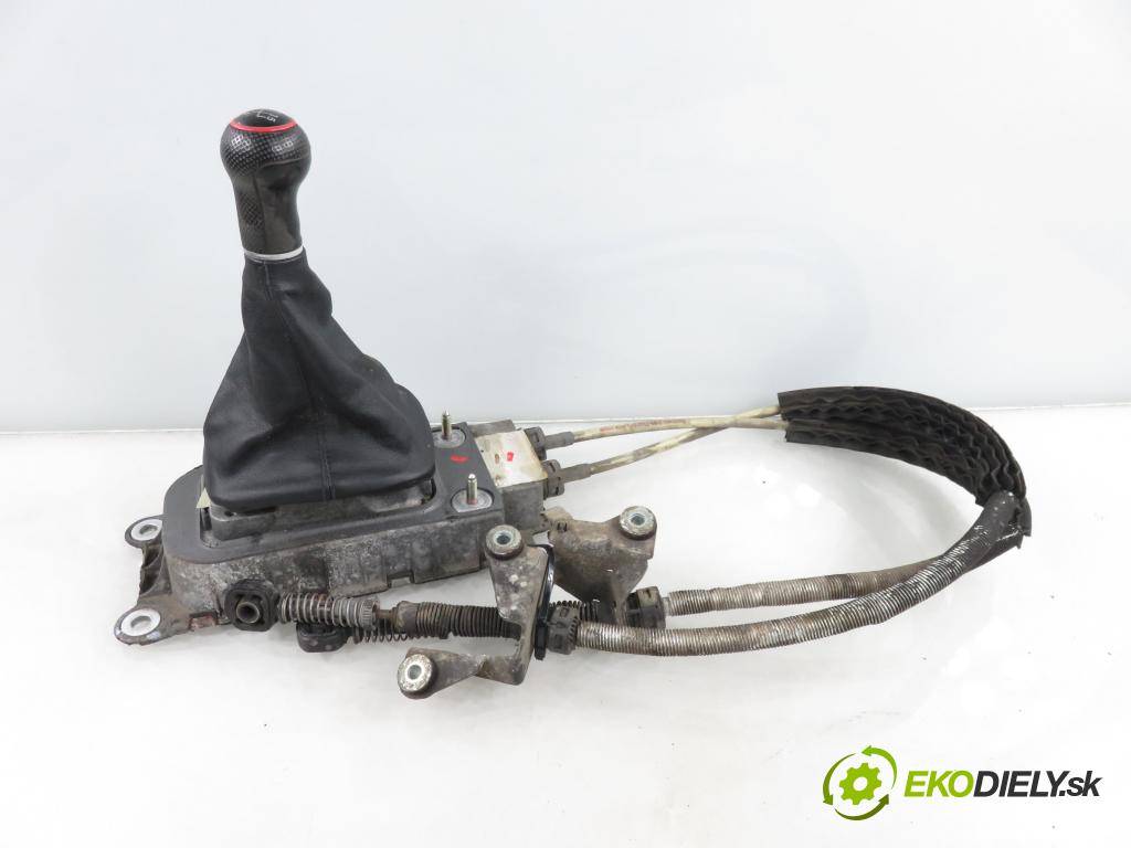 VW GOLF IV (1J1) HB 2003 74,00 1.9 TDI PD 101 - AXR 1896,00 ZVEDÁK: 1J0711265K