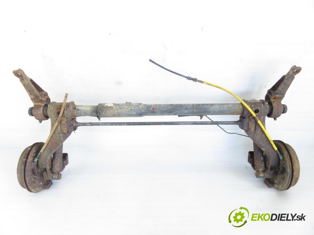 RENAULT KANGOO (KC0/1_) KOMBIVAN 1999 40,00 D 55 1.9 (KC0D) - F8Q 662 1870,00 výztuha zadní část 