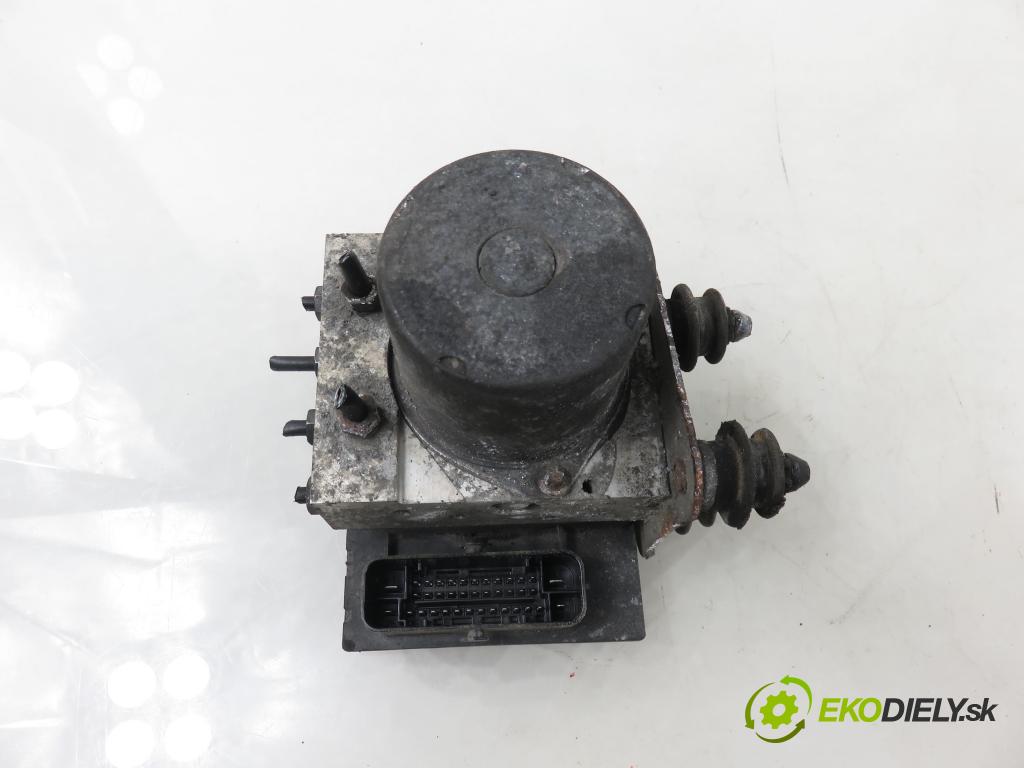 AUDI A4 Avant (8K5, B8) KOMBI 2008 100,00 2.0 TDI - CAGB 1968,00 Pumpa ABS 8K0907379AE ; 8K0614517CD ; 9041K0066 (Pumpa ABS)