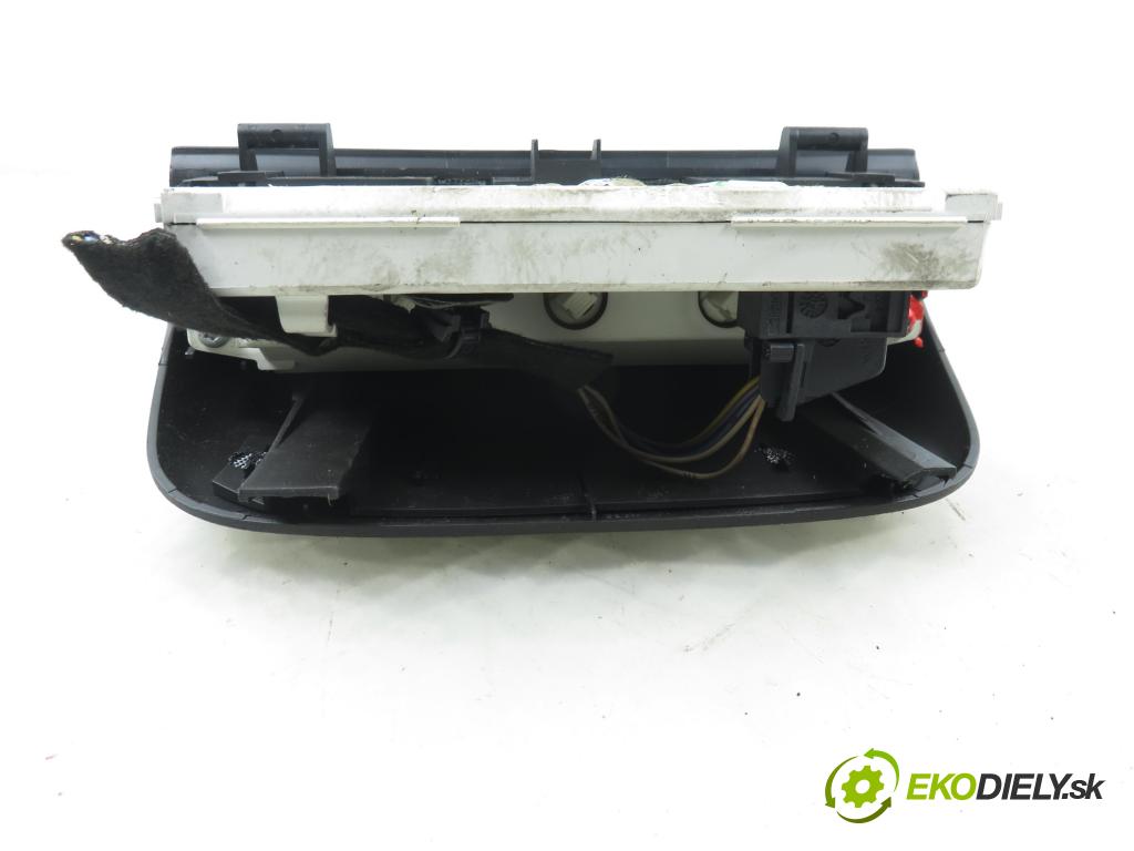 PEUGEOT 307 (3A/C) HB 2003 79,00 2.0 HDi 110 - RHS 1997,00 ZOBRAZIT: 9650243077